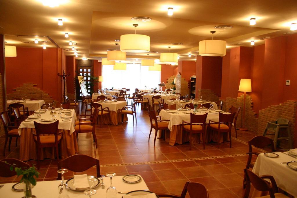 Hotel Cervantes Linares  Luaran gambar